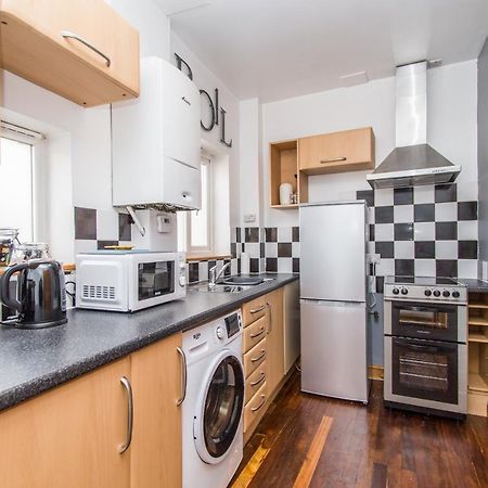 The Old Dairy Mill Street Apartment Crediton Exterior photo